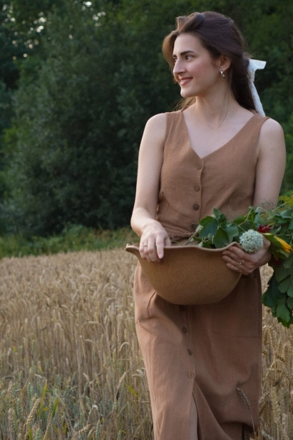 Sukienka Emilia karmelowa, w stylu retro