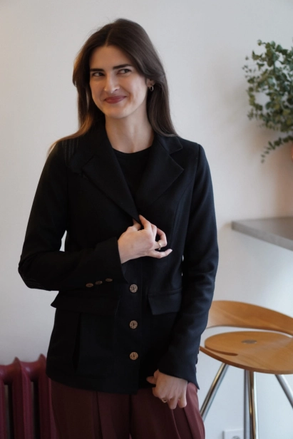 marynarka Hubert taliowana czarna merino