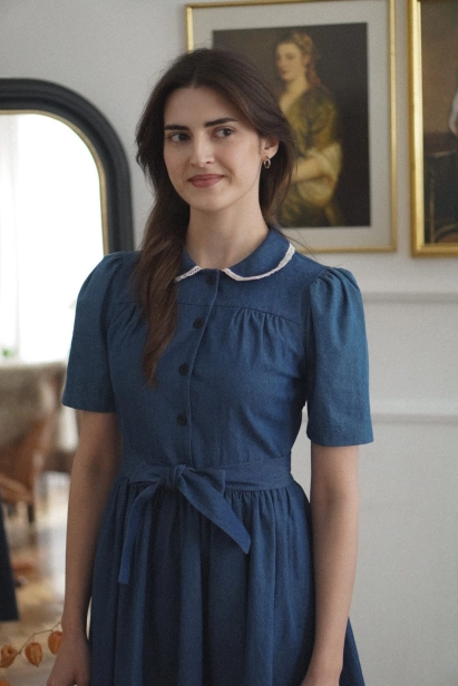 sukienka retro jeansowa Rosalie z paskiem