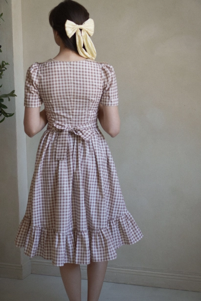 sukienka damska Regina w kratkę styl vintage