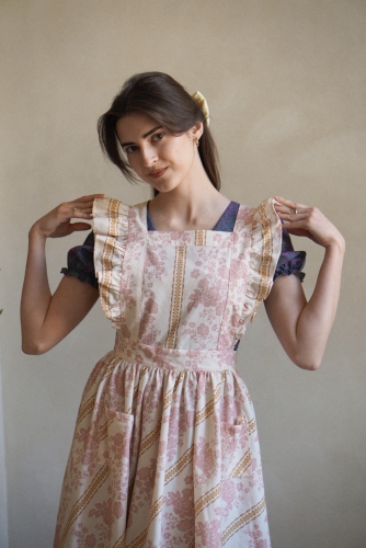 fartuszek damski w paski styl retro Miio