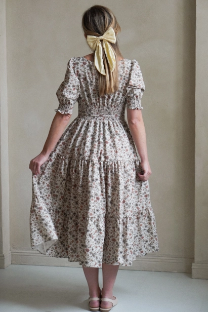 sukienka-melania-laczka-bez-rozkloszowany-fason