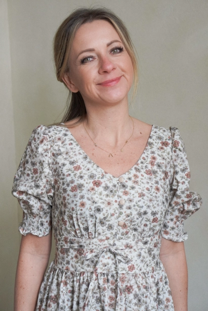 sukienka-miio-melania-laczka-bez