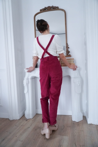 SZTRUKSOWE SPODNIE NA SZELKACH FUKSJA