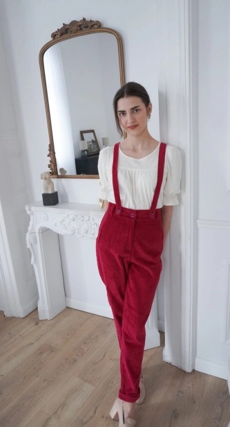 SZTRUKSOWE SPODNIE NA SZELKACH FUKSJA