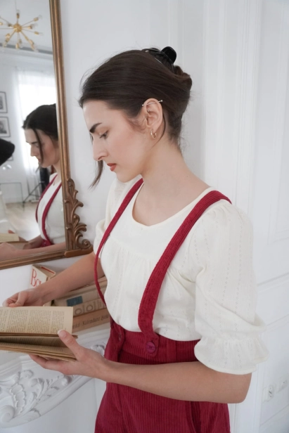 SZTRUKSOWE SPODNIE NA SZELKACH FUKSJA