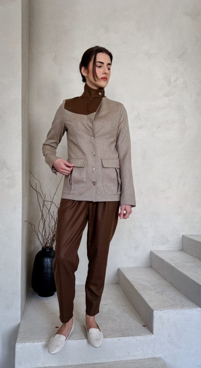 Wełniana marynarka z łatami